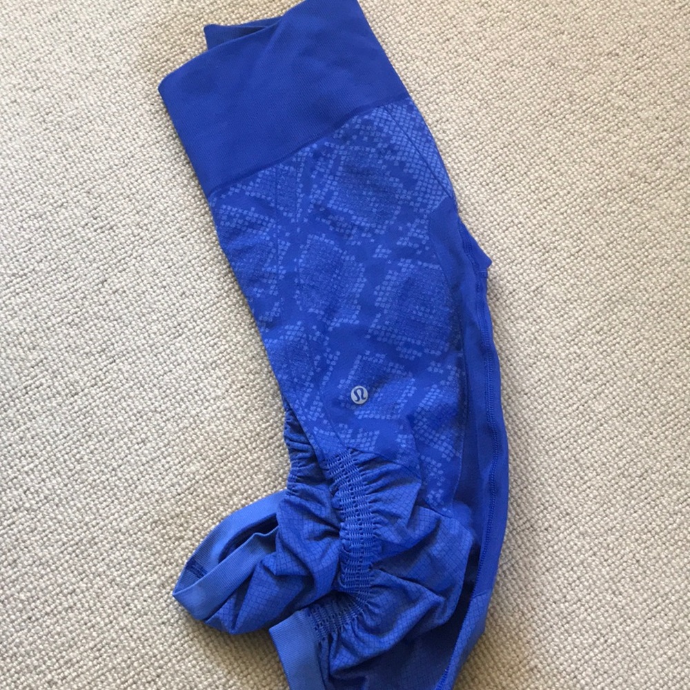 Lululemon cropped pants
